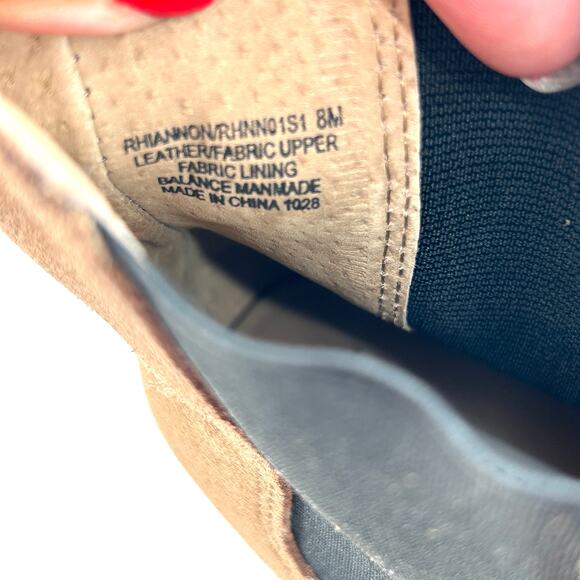 Steve Madden Rhiannon Chelsea Boots 8 Tan Suede NWOT Ankle Booties Boho Western - Picture 8 of 10